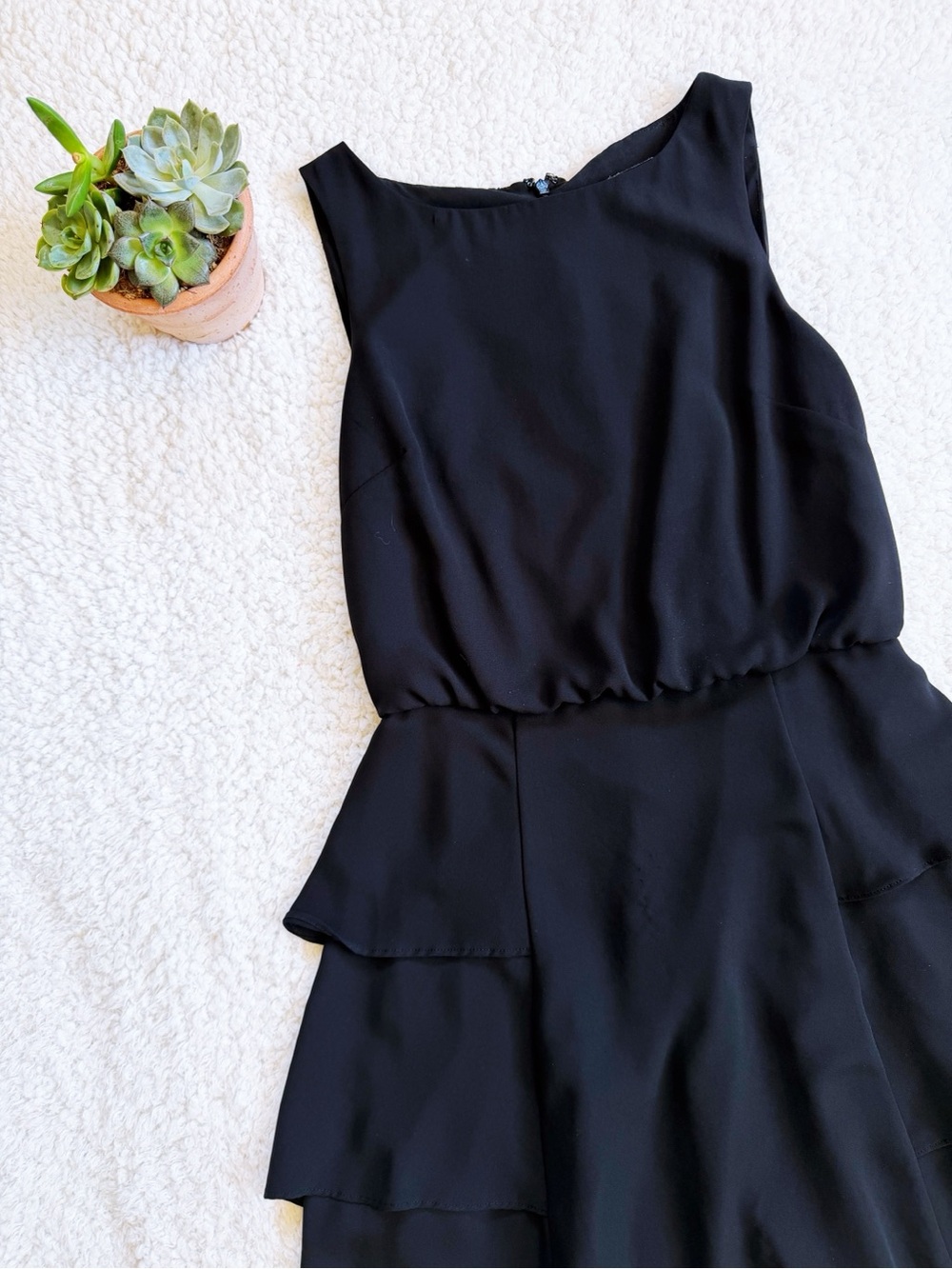 Black Banana Republic dress